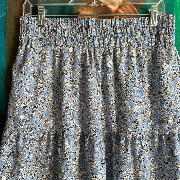 Floral Blue Skirt By Véro Véronique Cloutier Medium - Picture 13 of 15